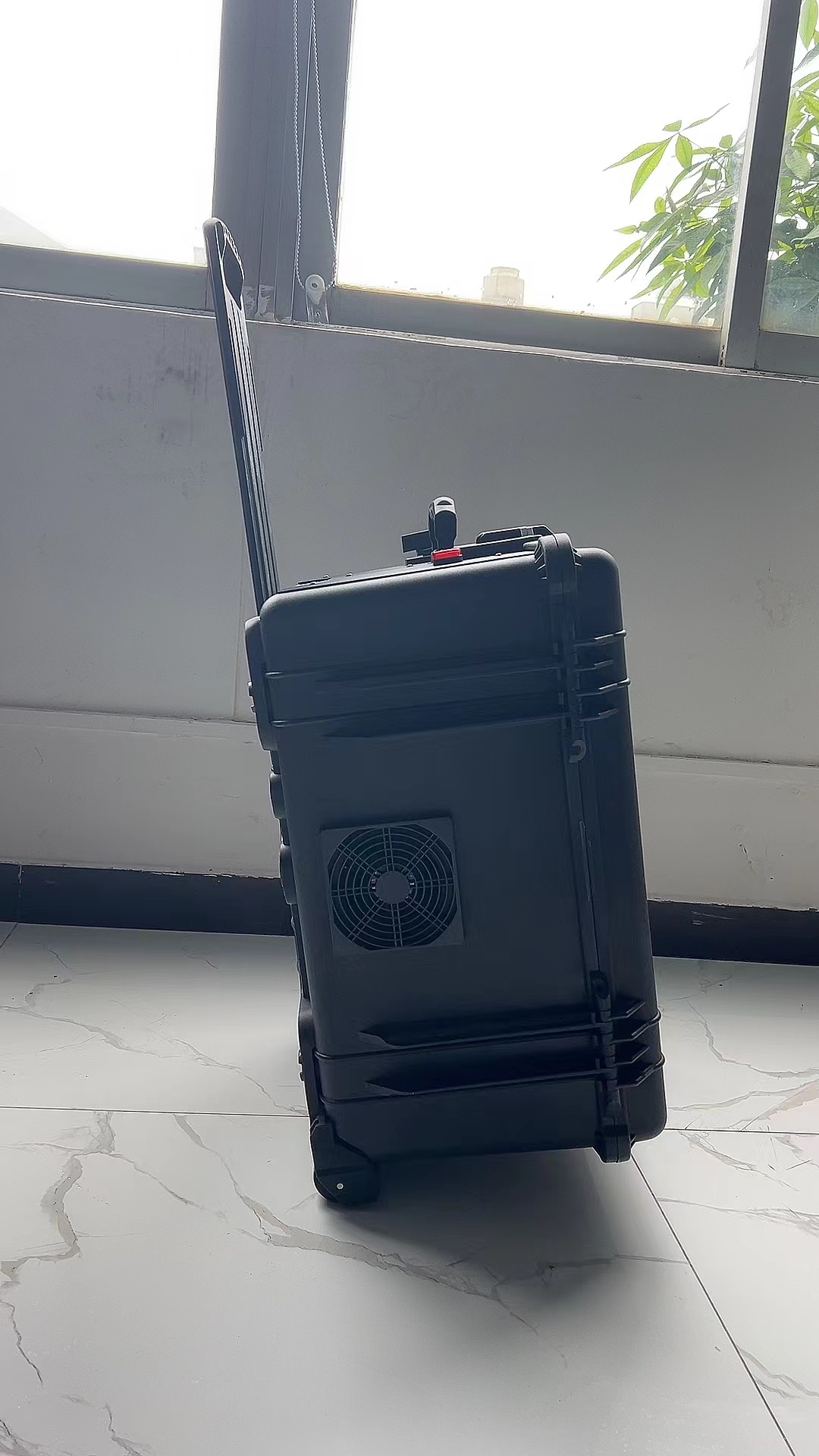 千家镇手拉箱型移动通信干扰器